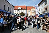 Setkání partnerských měst 2012 ve slovinském Slovenj Gradci - sobotní trh na Trg svobode, foto: Jiří Kubovský