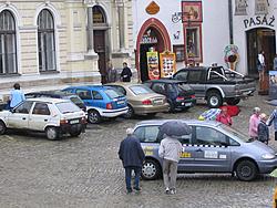 Náměstí Svornosti v pondělí při Kouzelném Krumlovu bez automobilů! 
